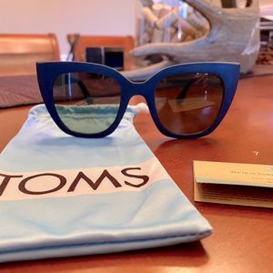 Brand New TOM’s Sydney Cat Eye Sunglasses